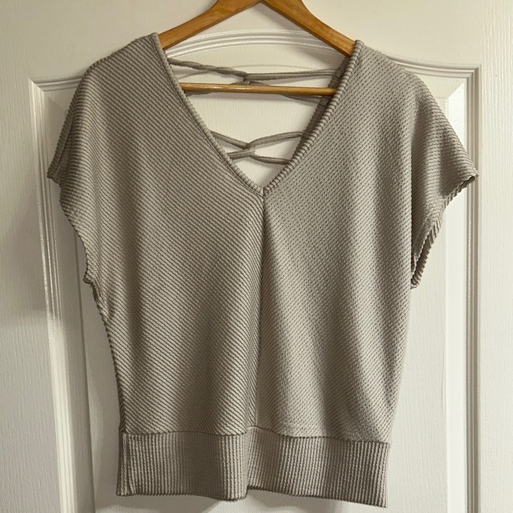 Chic Ribbed Knit Top in Beige
